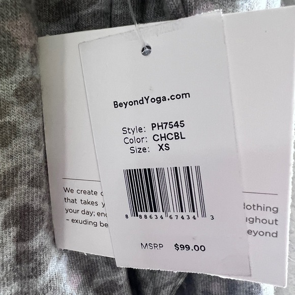 NWT Beyond Yoga Favorite Raglan Crew Pullover in Chai Cocoa Brown Leopard XS - Picture 13 of 14